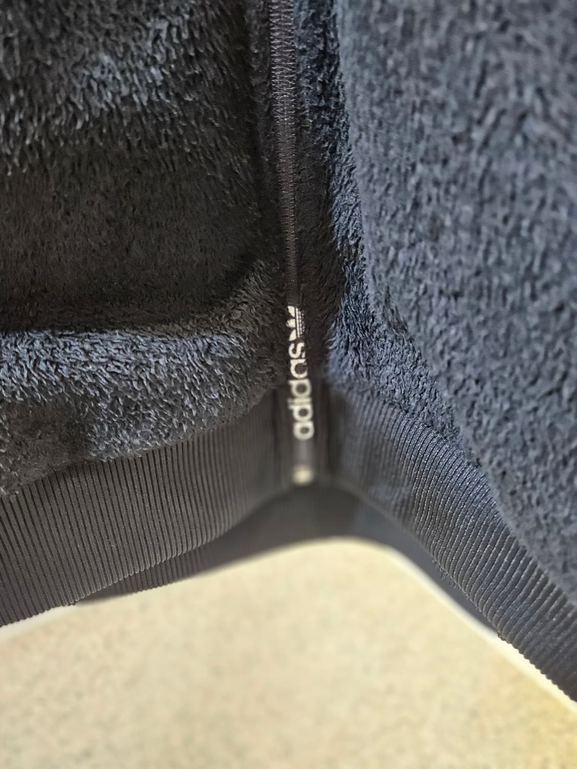 아디다스 빅로고 플리스 후드집업 상품이미지4