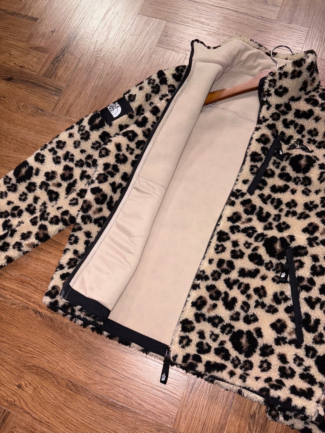 노스페이스 화이트라벨 레오파드 플리스 자켓 상품이미지4