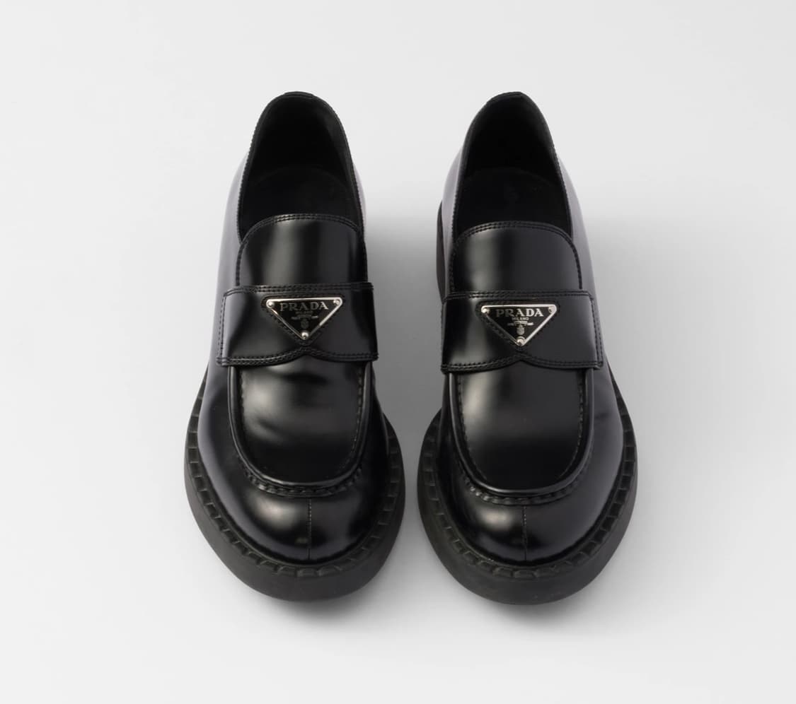 프라다 브러시드 가죽 로퍼 블랙(240사이즈) 상품이미지1