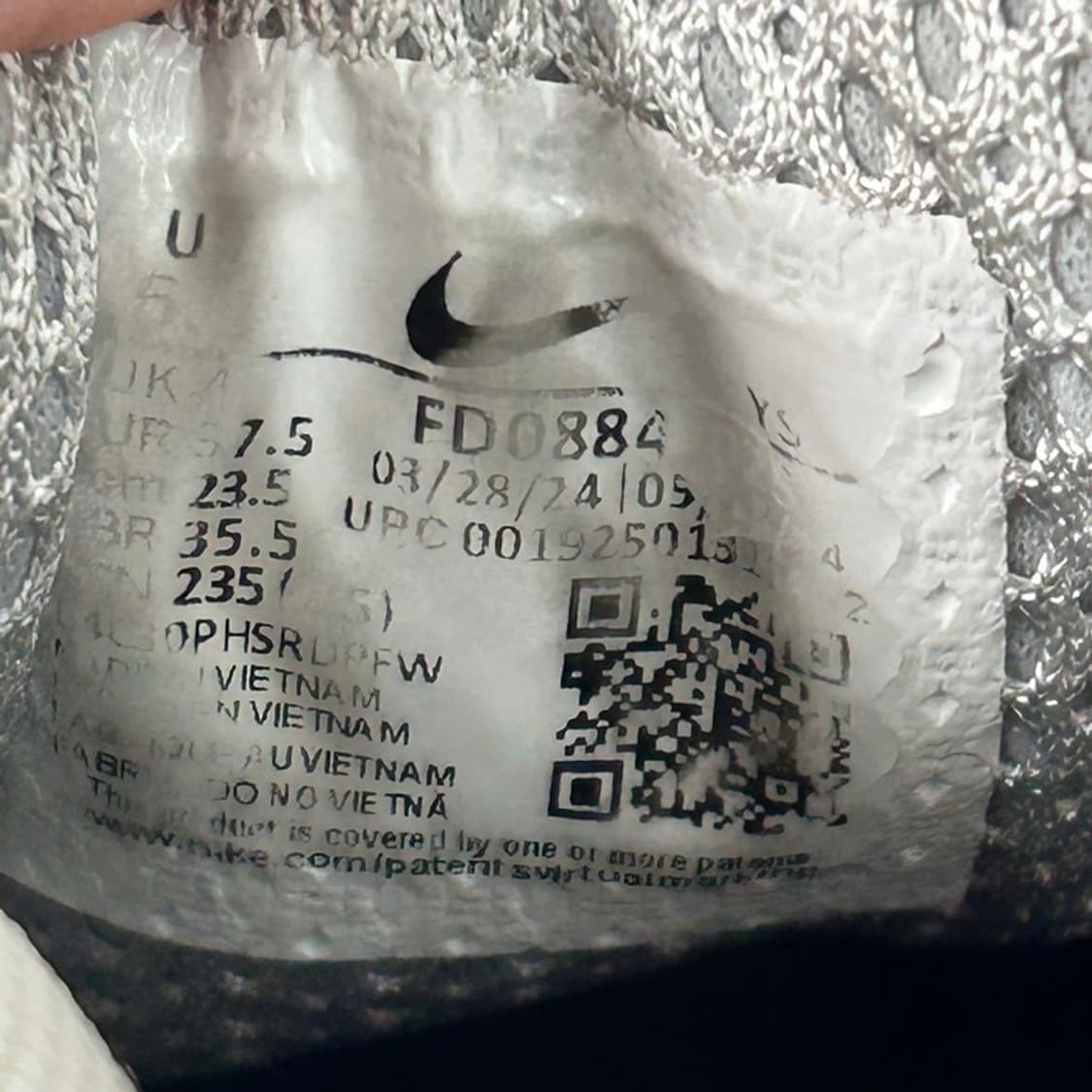 나이키 줌 보메로 5 포튼 더스트 그리드아이언 운동화 235 상품이미지7