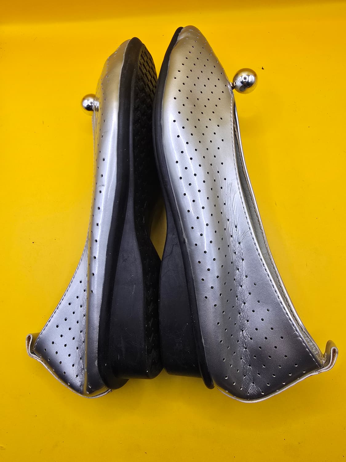 heophony 펀칭 가죽 플랫슈즈 (235) 상품이미지4