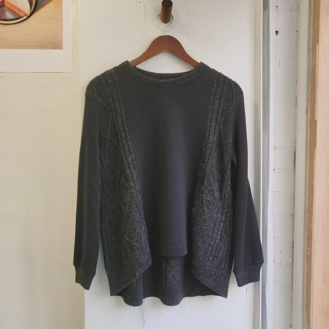 Beams heart 차콜 면배색 스웨터 상품이미지1