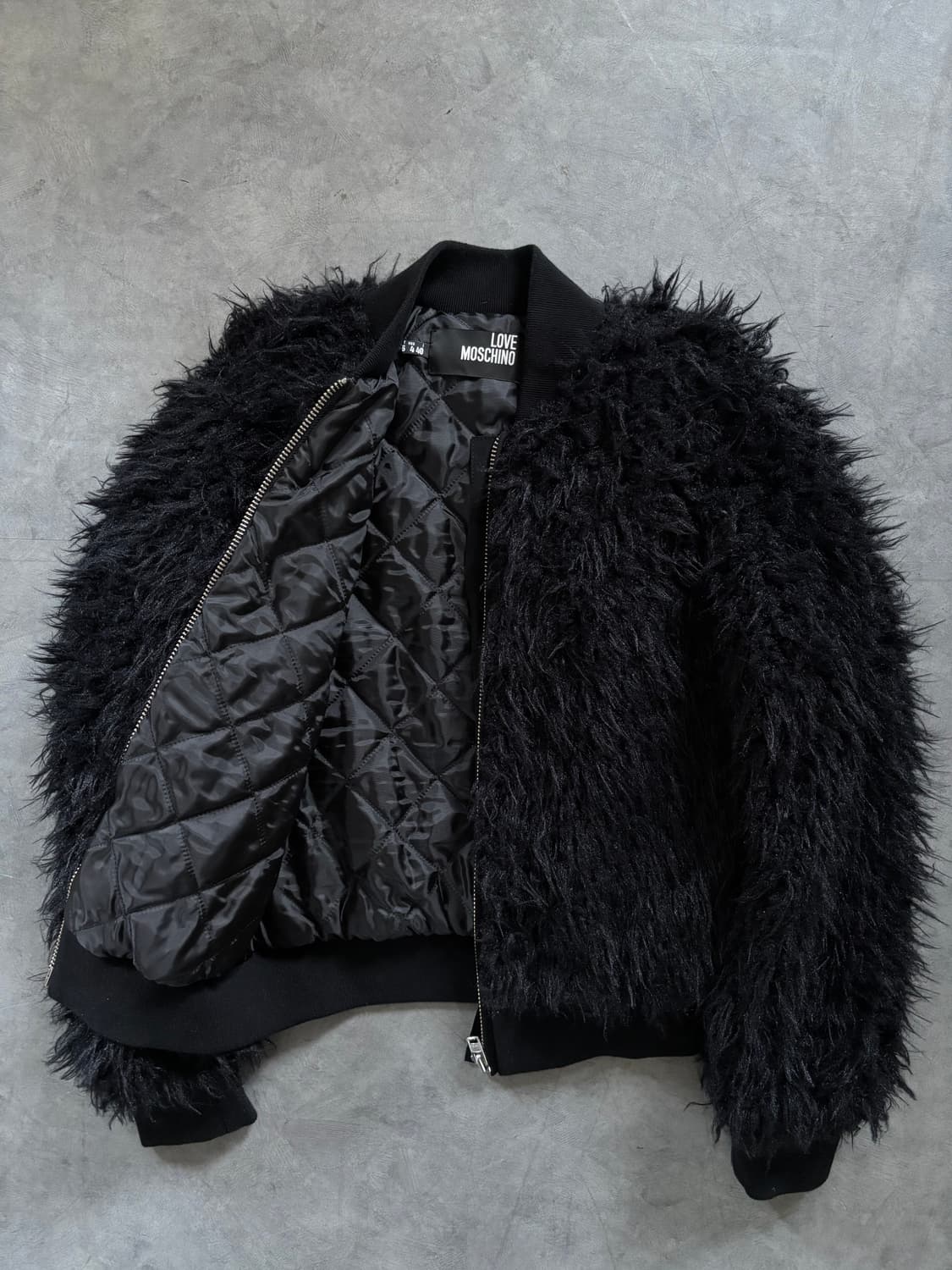 Love Moschino 러브 모스키노 블랙 인조 퍼 봄버 자켓 상품이미지7