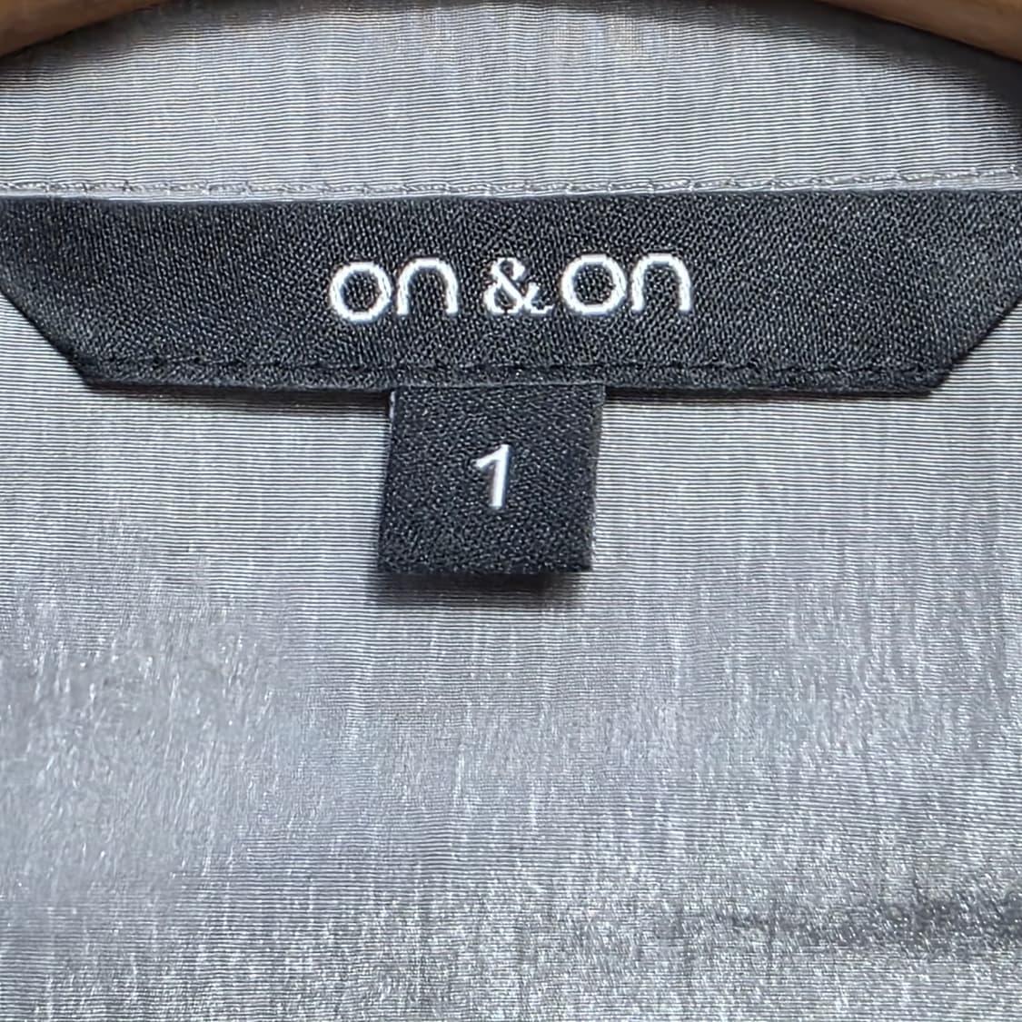 1839 [온앤온] 배색 크롭 점퍼 1 상품이미지7