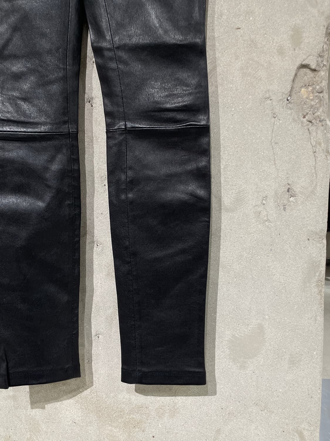 헬무트랭 블랙 램스킨 레더 밴딩 팬츠 상품이미지5