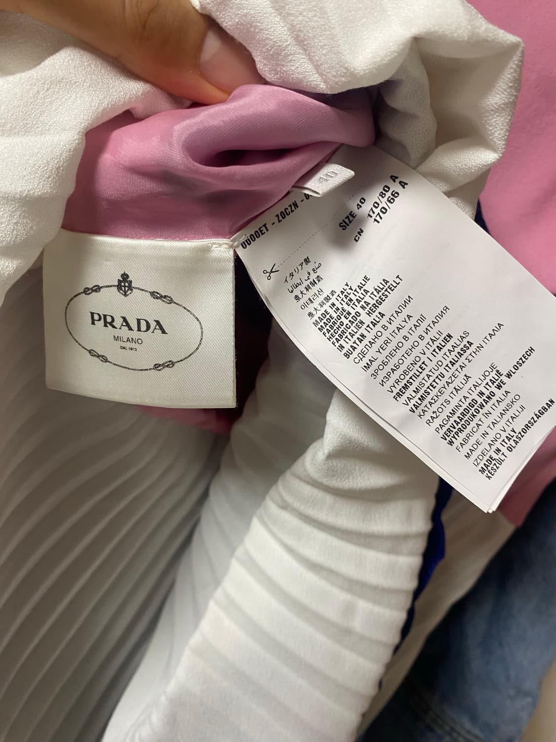 프라다 정품 플리츠원피스 40사이즈 (55-66사이즈)  기장88 상품이미지9