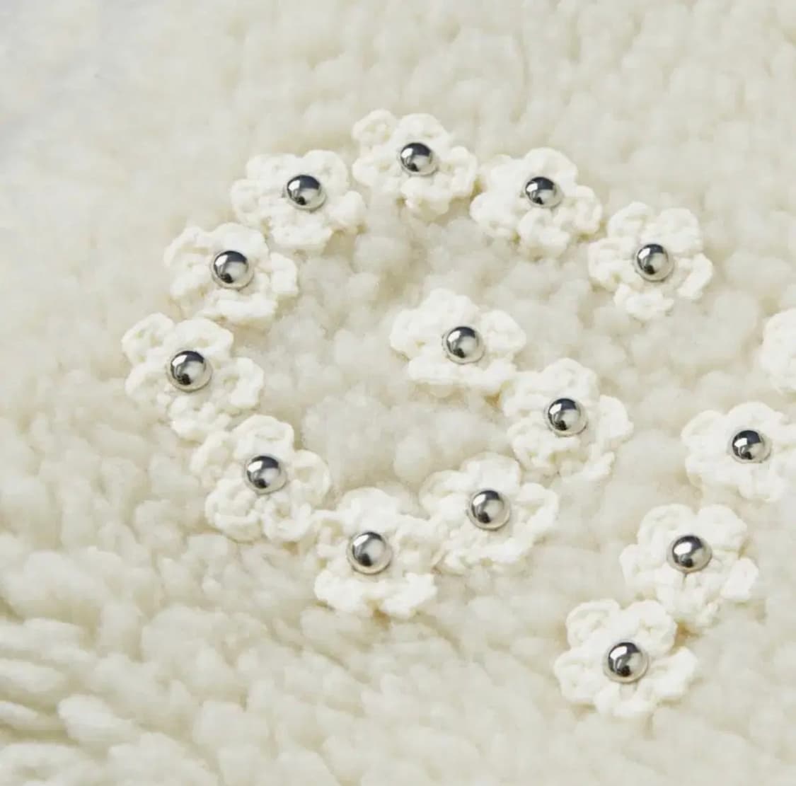 [새제품/L] 가먼츠팹 Flower Crochet Sherpa Jacke 상품이미지5