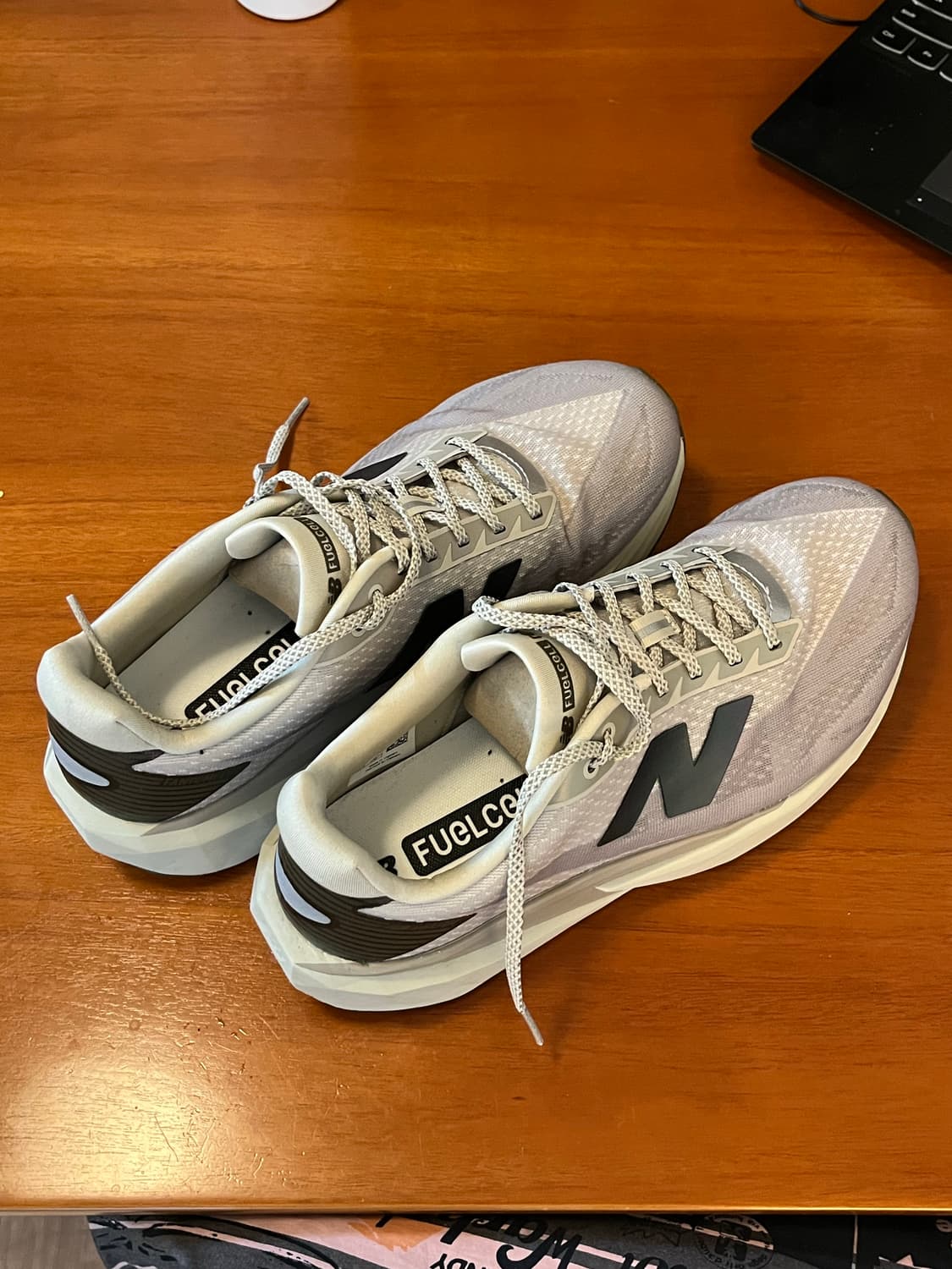 뉴발란스 레벨 V5 275mm 상품이미지1