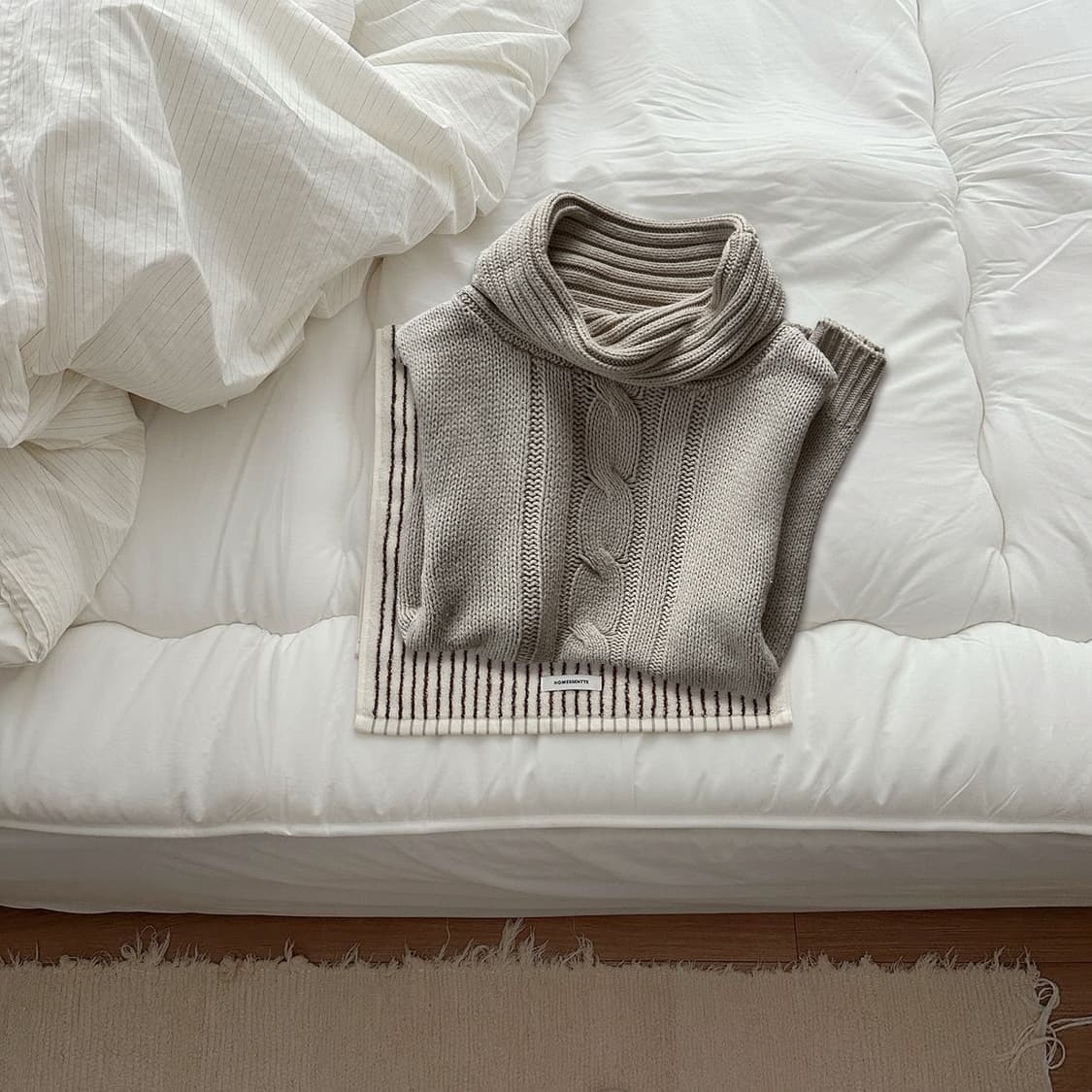 Sleeveless Turtleneck Knit ପଓ 상품이미지1