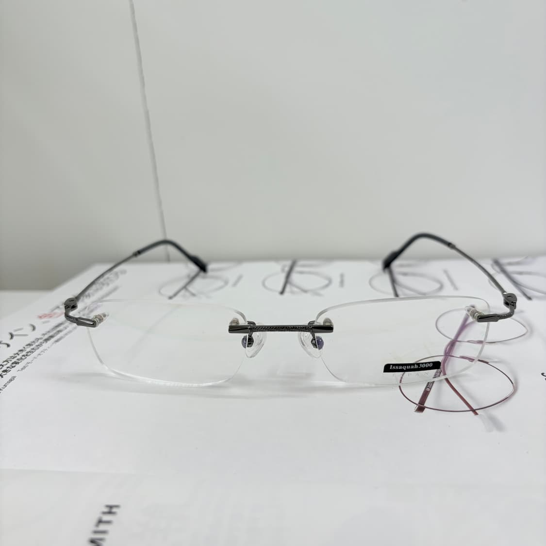 Issaquah 실버그레이 반무테 안경 상품이미지2