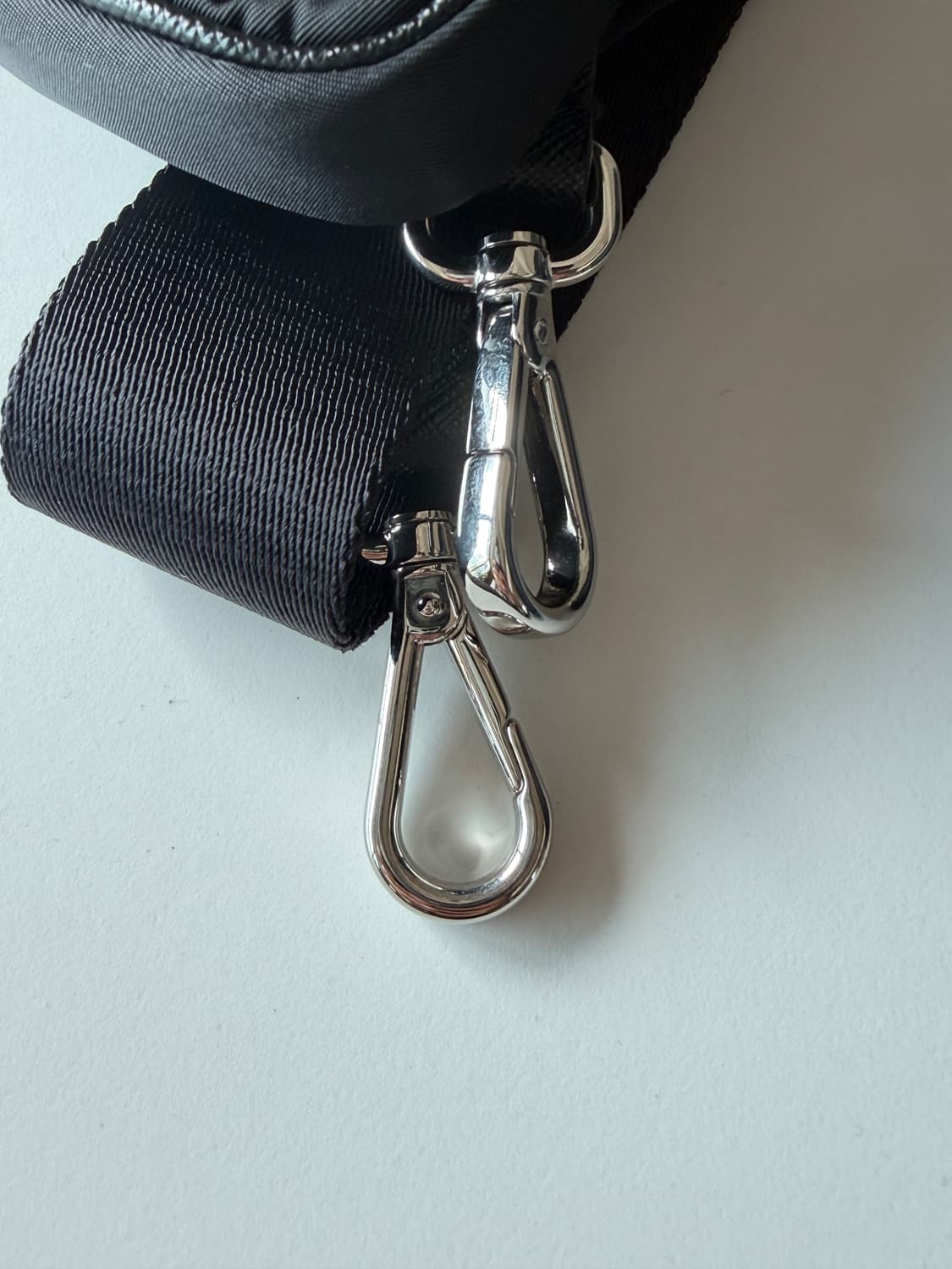 프라다 리나일론 앤 사피아노 숄더백 상품이미지5