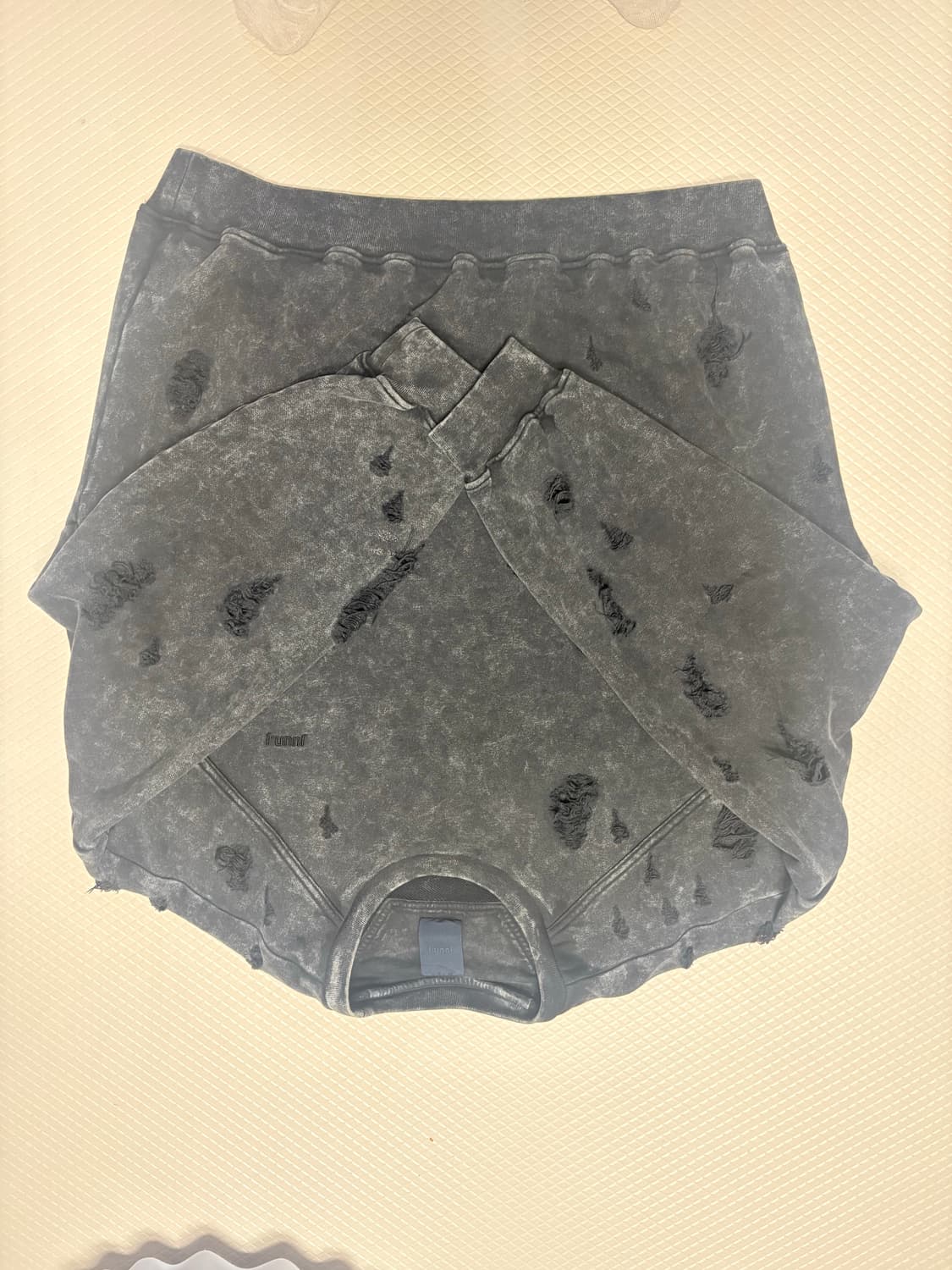 준지 다잉 디스 맨투맨 셋업 상품이미지1