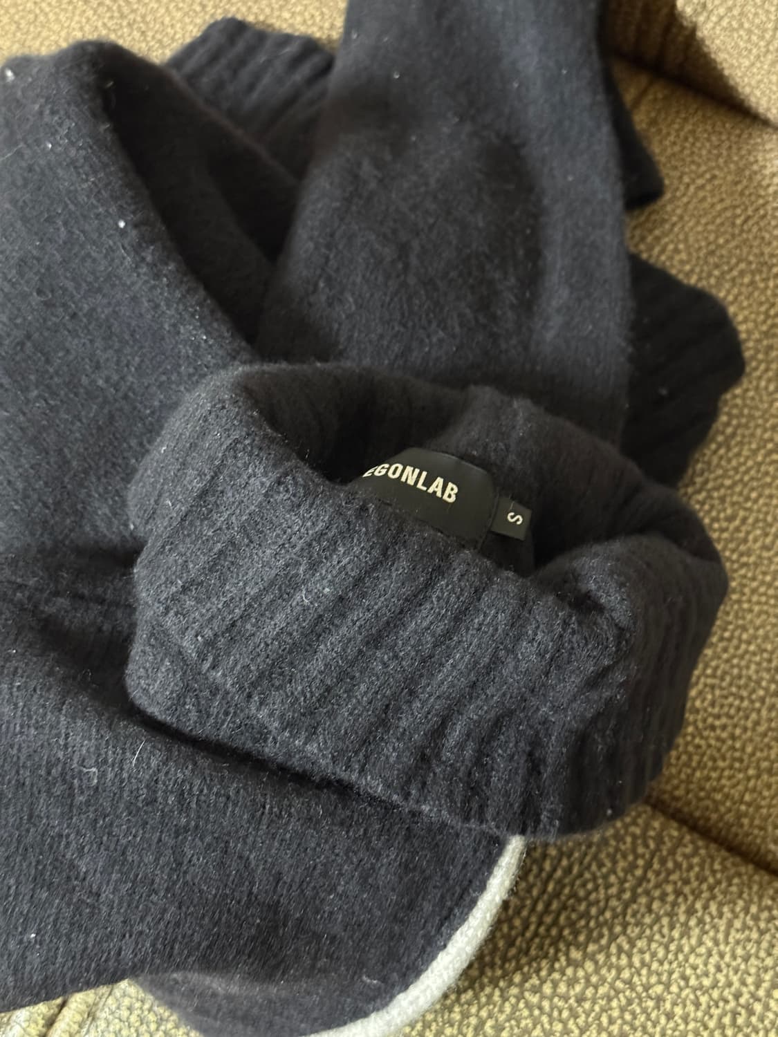 에곤랩 램스울 터틀넥 블랙  상품이미지2