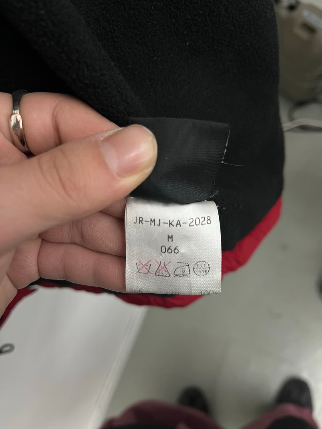 폴로진 컴퍼니 레드 블랙 배색 자켓 남L 상품이미지10