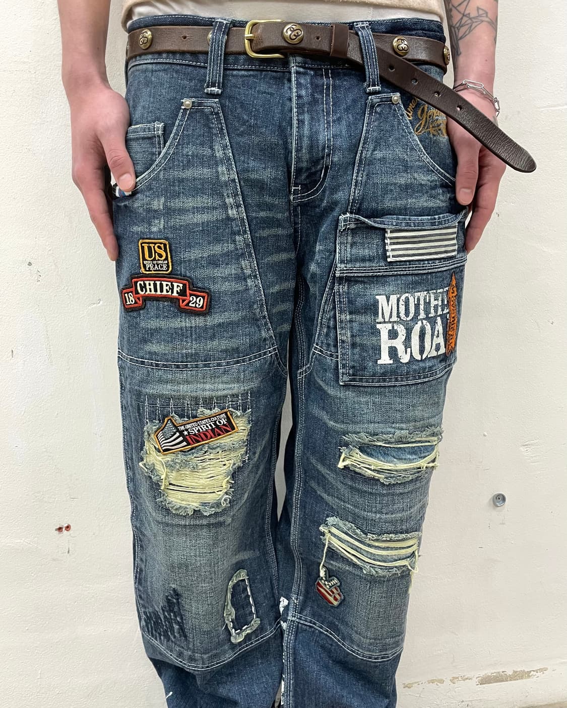 Patchwork Distressed Wappen Denim Pants 상품이미지4