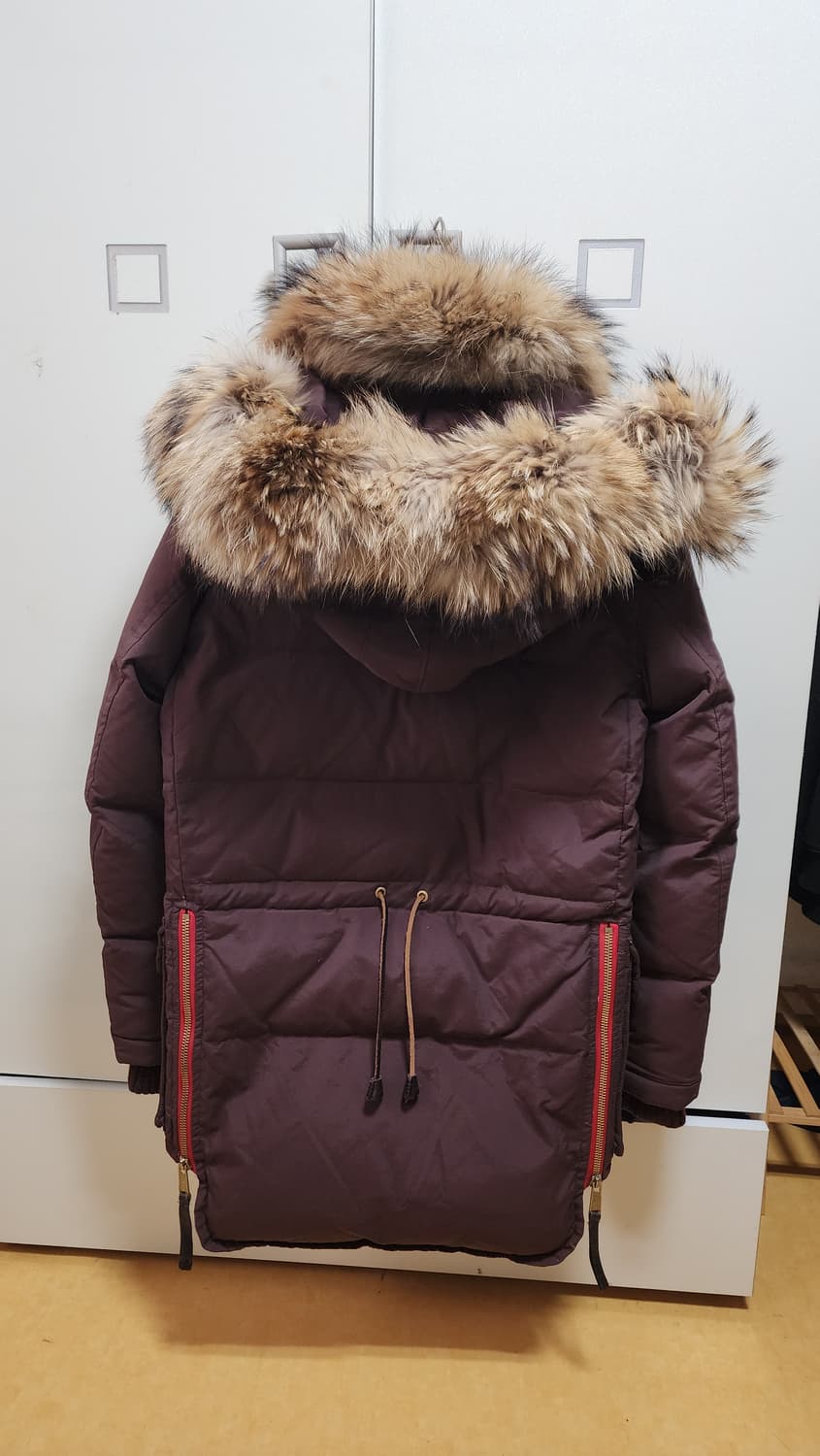 디스퀘어드2 라쿤퍼 다운 더플 방패 패딩 상품이미지3