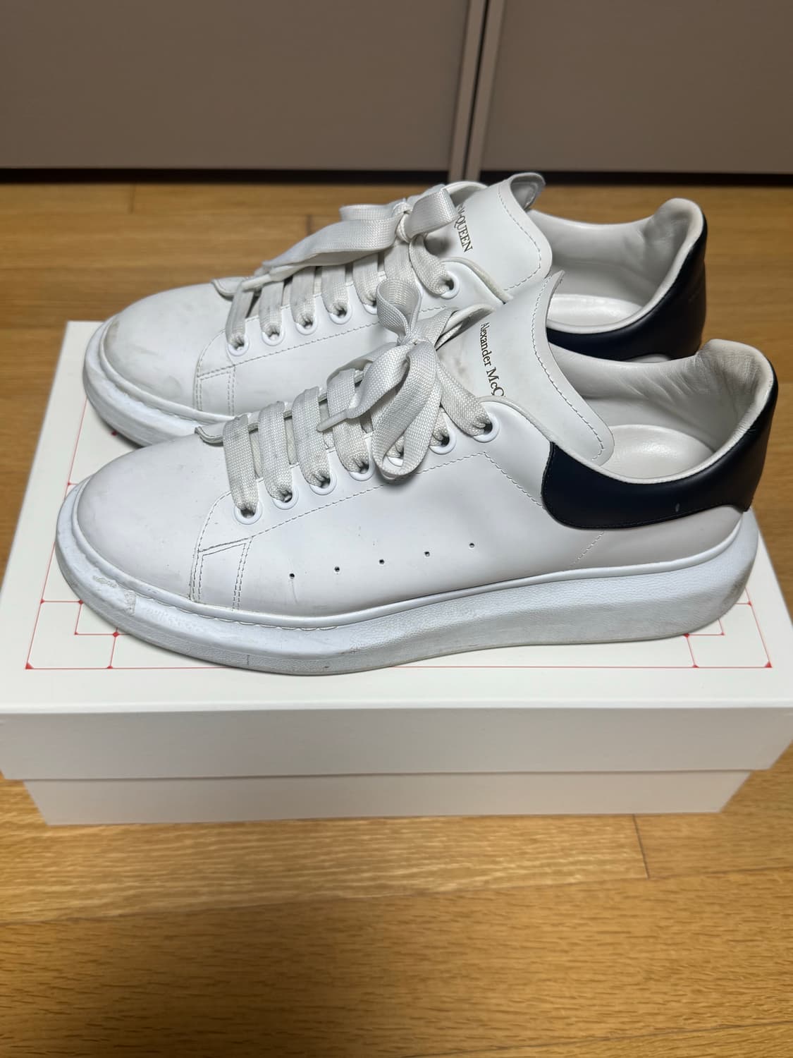 알렉산더 맥퀸 43.5 상품이미지3