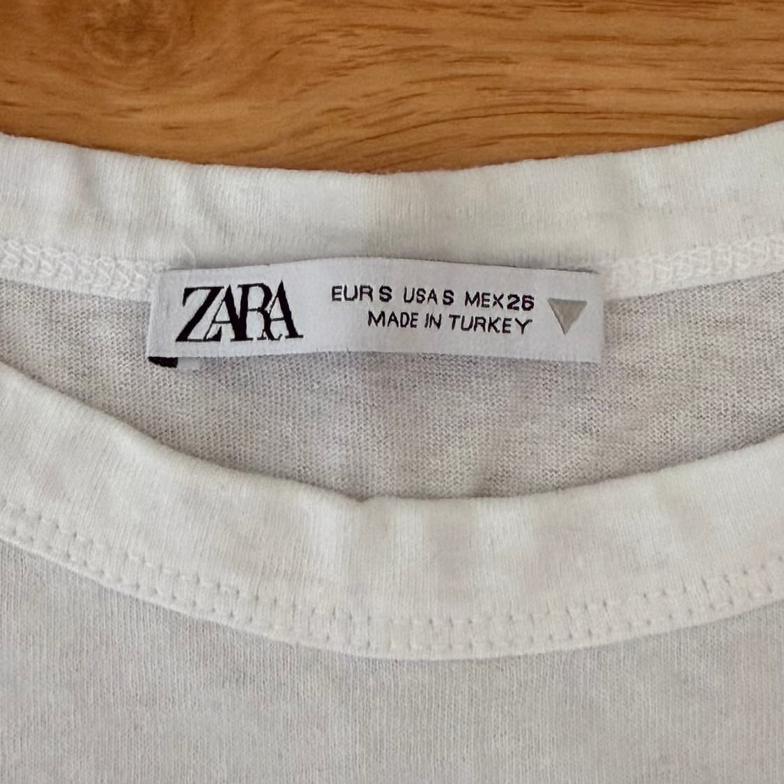 ZARA 자라 반팔티 상품이미지2