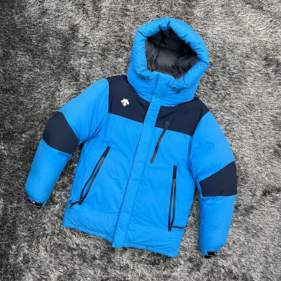 데상트 남성 대장급 구스다운 패딩 (100) 상품이미지1