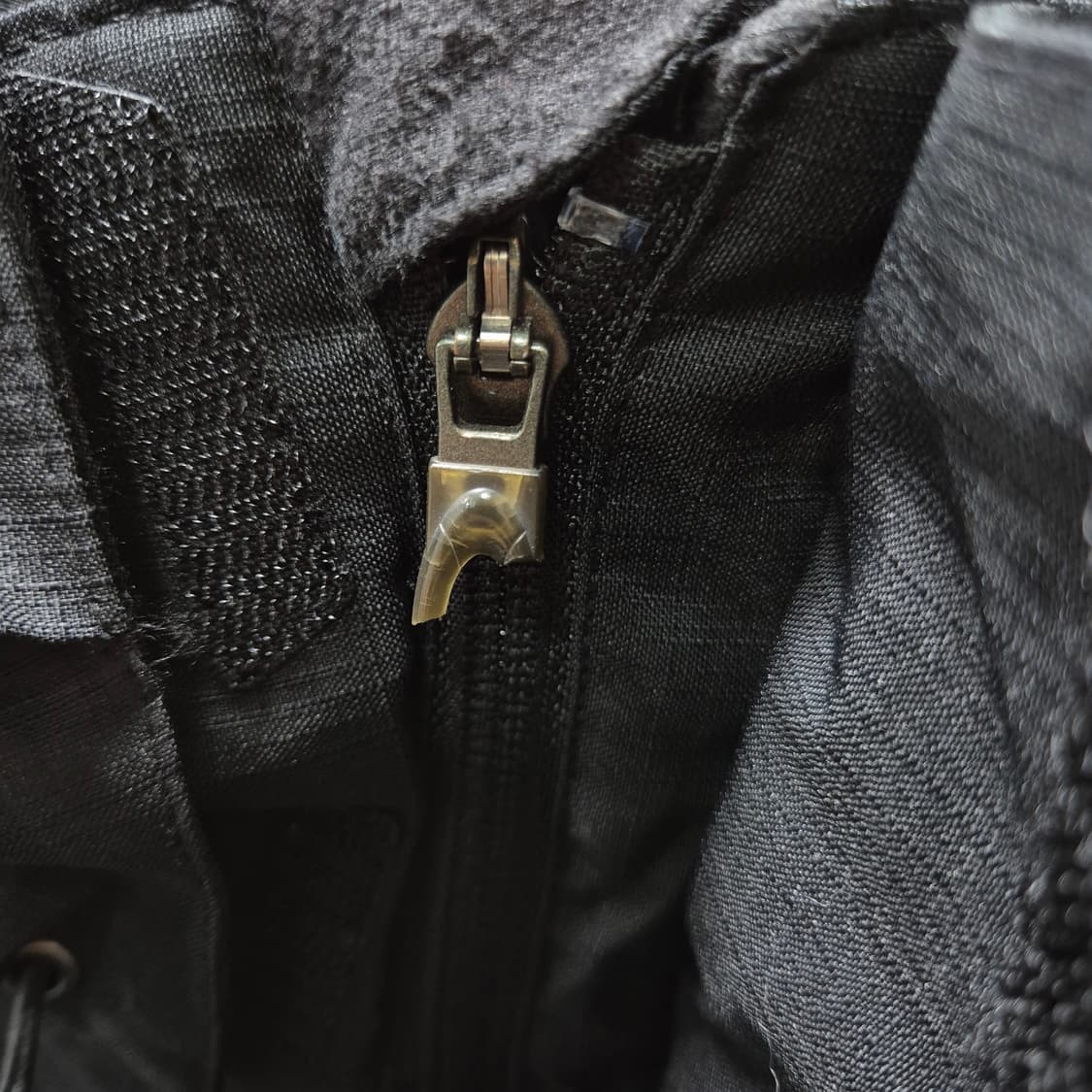 오클리 써클로고 윈드 자켓 M / 할인 상품이미지8