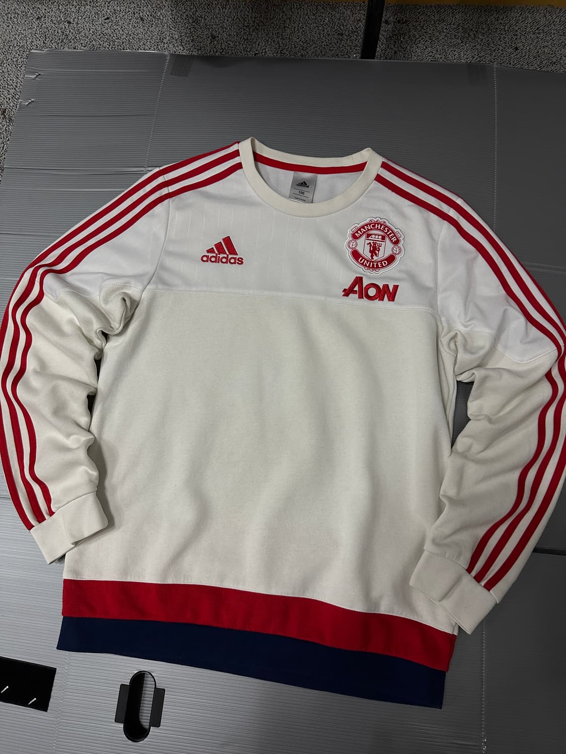 아디다스 맨유 긴팔 트레이닝 탑 화이트 100  상품이미지1