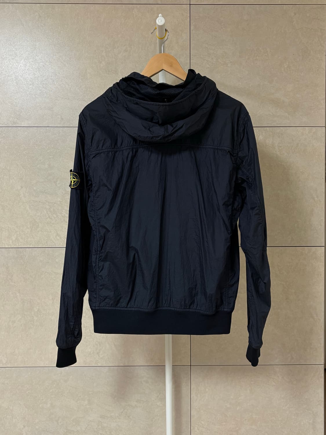 스톤아일랜드 맴브라나 바람막이 상품이미지3