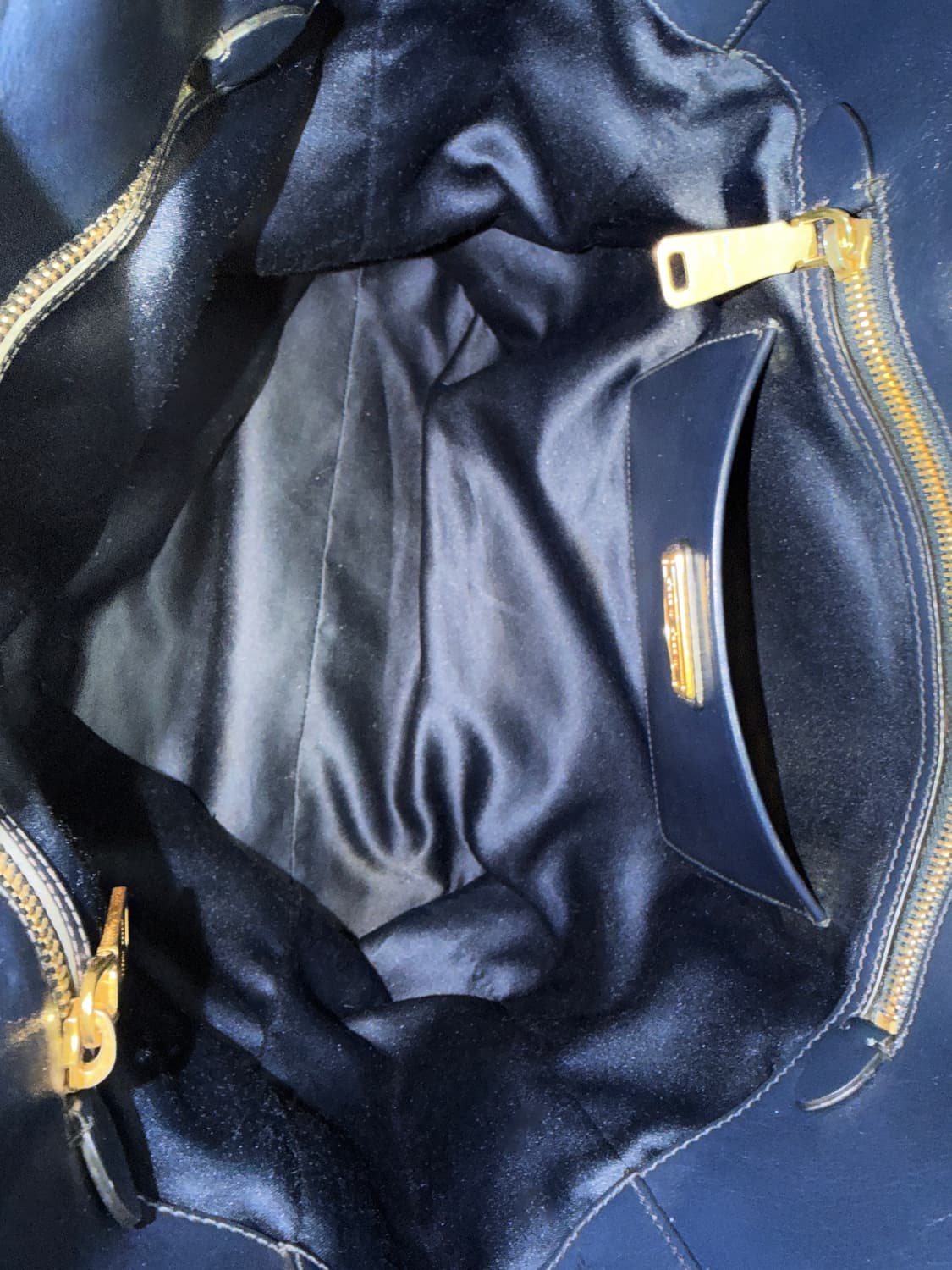 미우미우 소프트 카프스킨 쇼퍼백 R1914S 상품이미지8