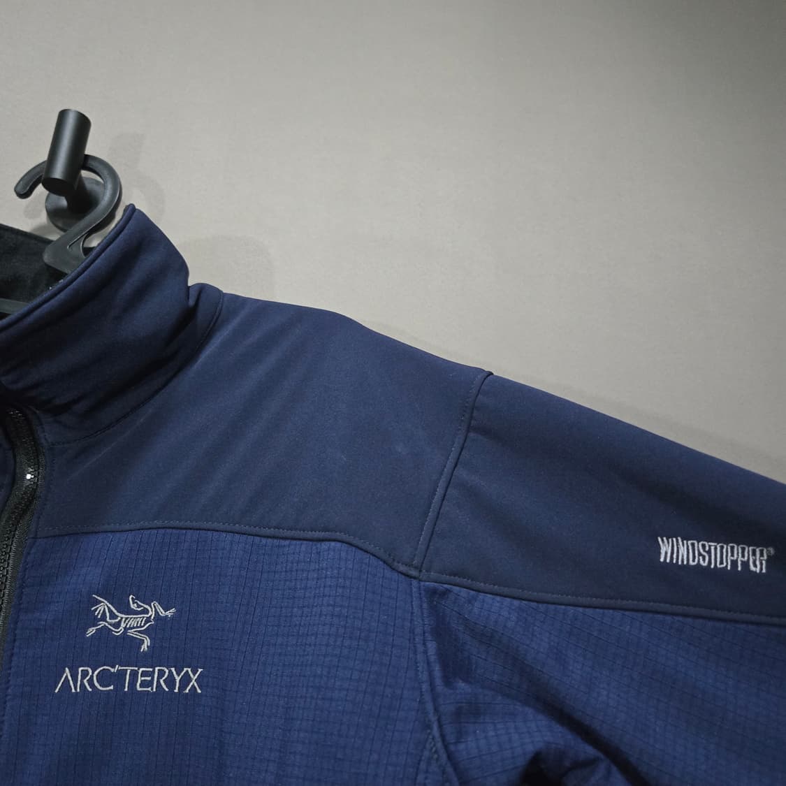 아크테릭스 ARC'TERYX 네이비 남성 바람막이 플리스 자켓 상품이미지2