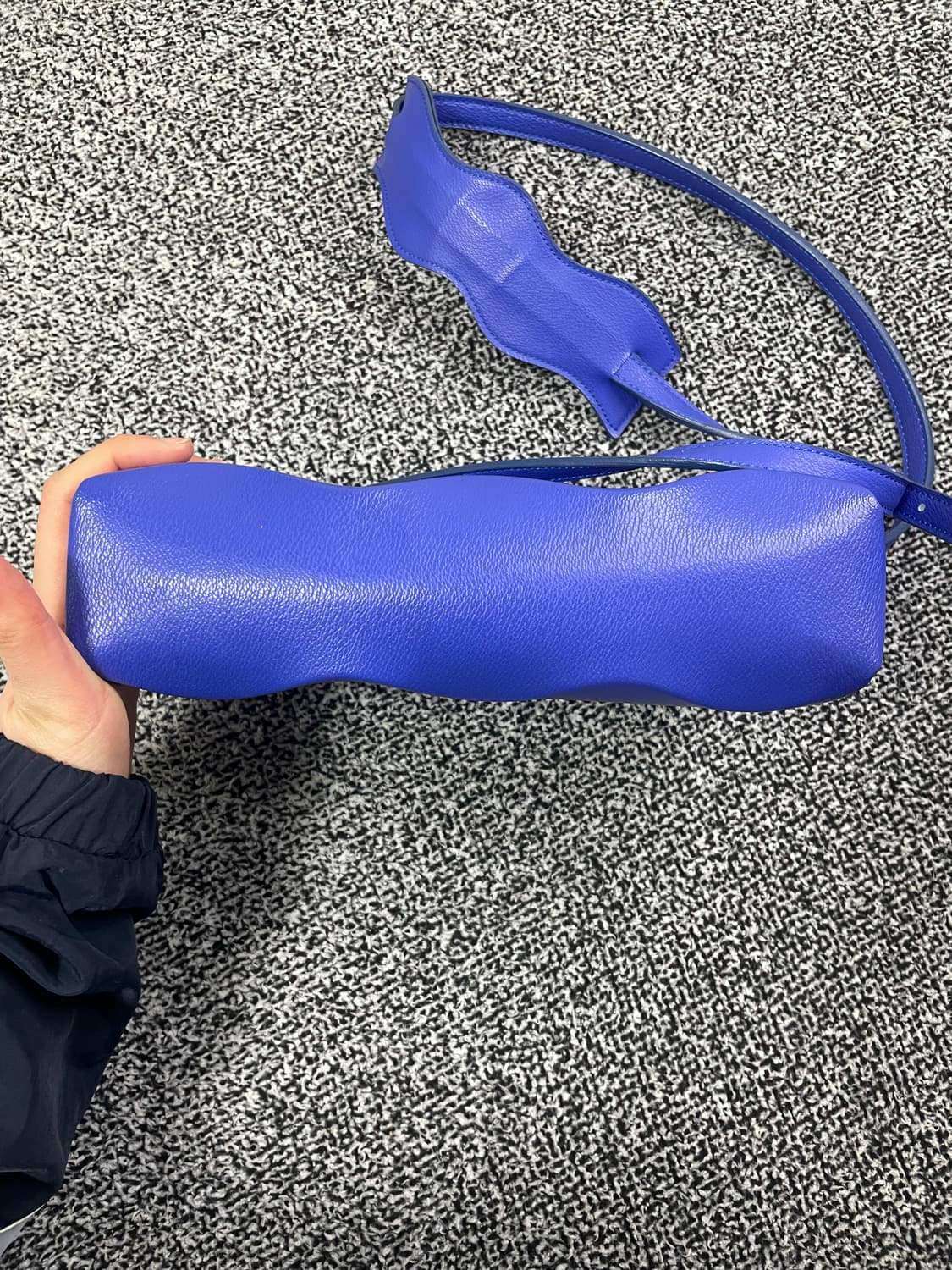 빈티지9. ISSEY MIYAKE 플리츠 플리즈 숄더백 크로스백 블루 상품이미지3