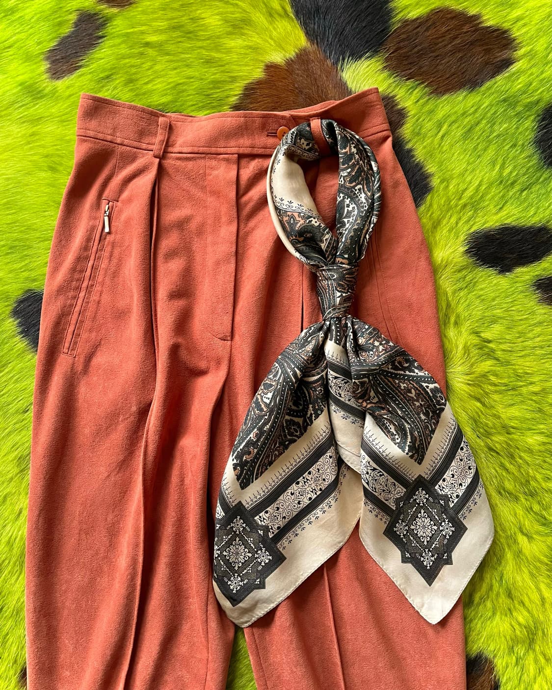 1980-90a INERMEZZO Japan Old Silk Scarf 상품이미지3