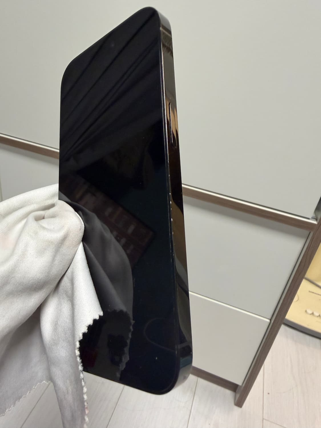 아이폰 14 프로 256 블랙 상품이미지7