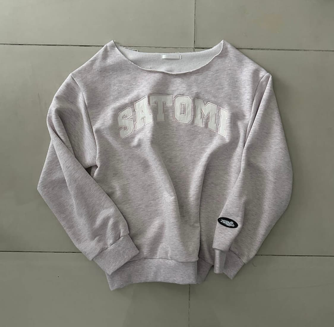 사토미라디오 맨투맨 one shoulder patchwork MTM 상품이미지2