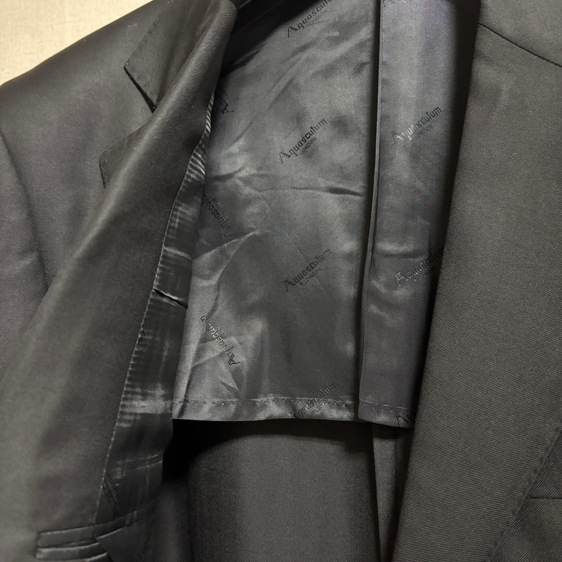 (민트급) 아쿠아스큐텀 금장 블레이저 자켓 / 블랙, 42R 상품이미지7