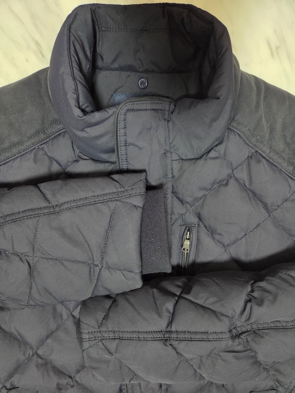 헤지스 스웨이드 배색 퀼팅 다운 자켓 상품이미지6