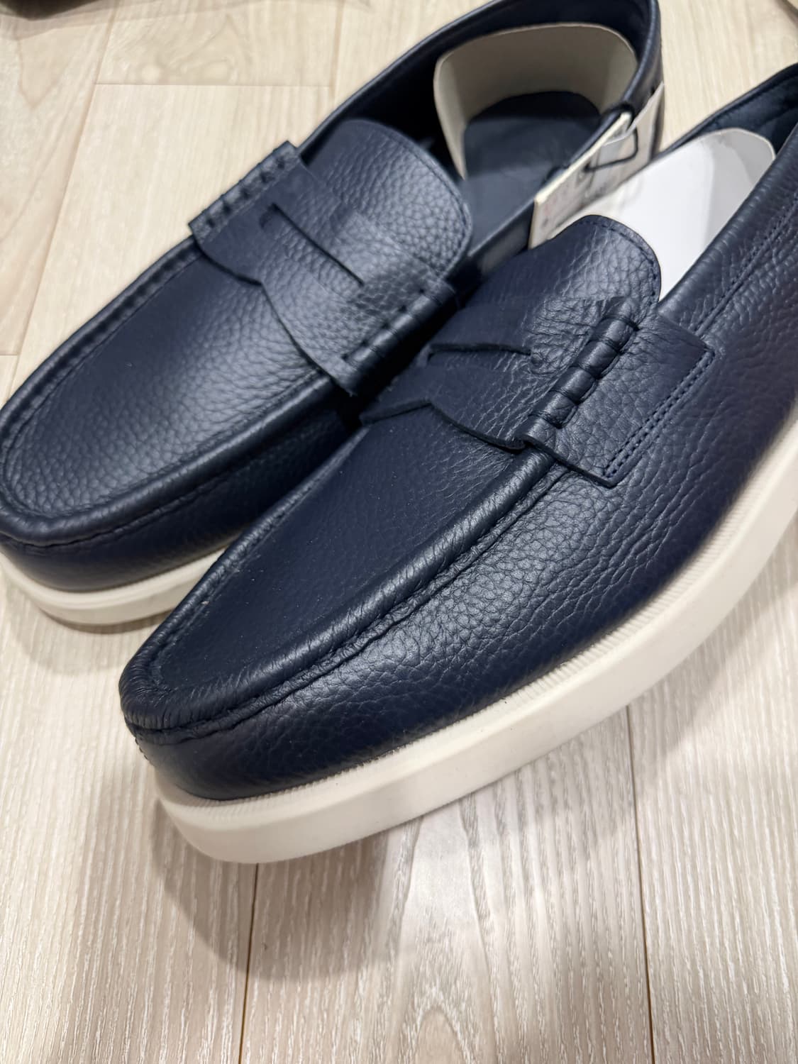 자라 레더 밴디드 모카신 네이비  상품이미지9