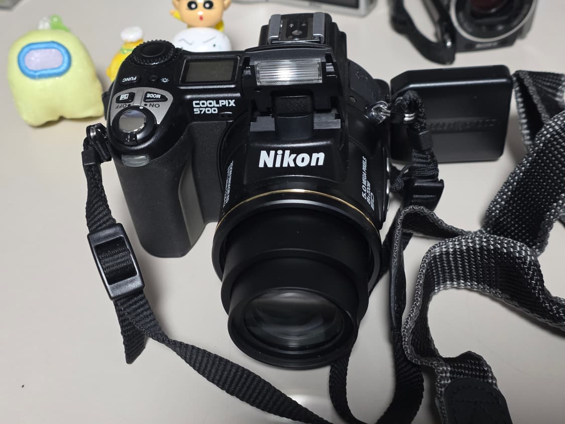 니콘 쿨픽스 5700 빈티지 디지털카메라 상품이미지1