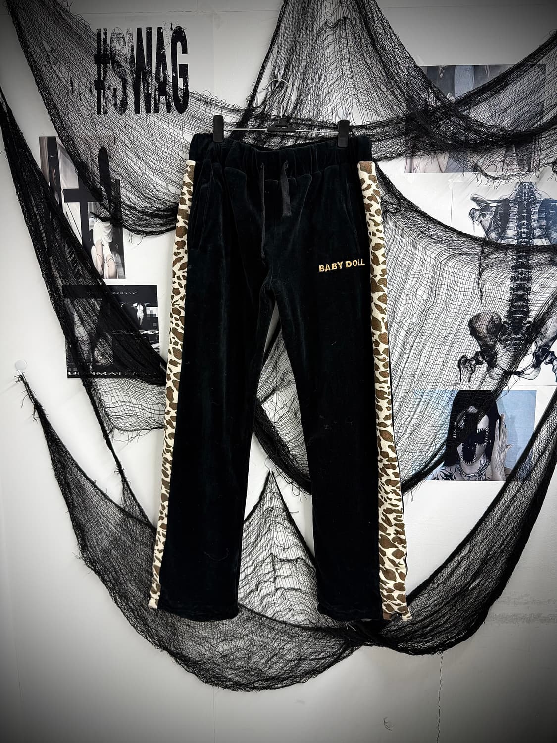 Baby doll 00s pattern velvet pants 상품이미지1