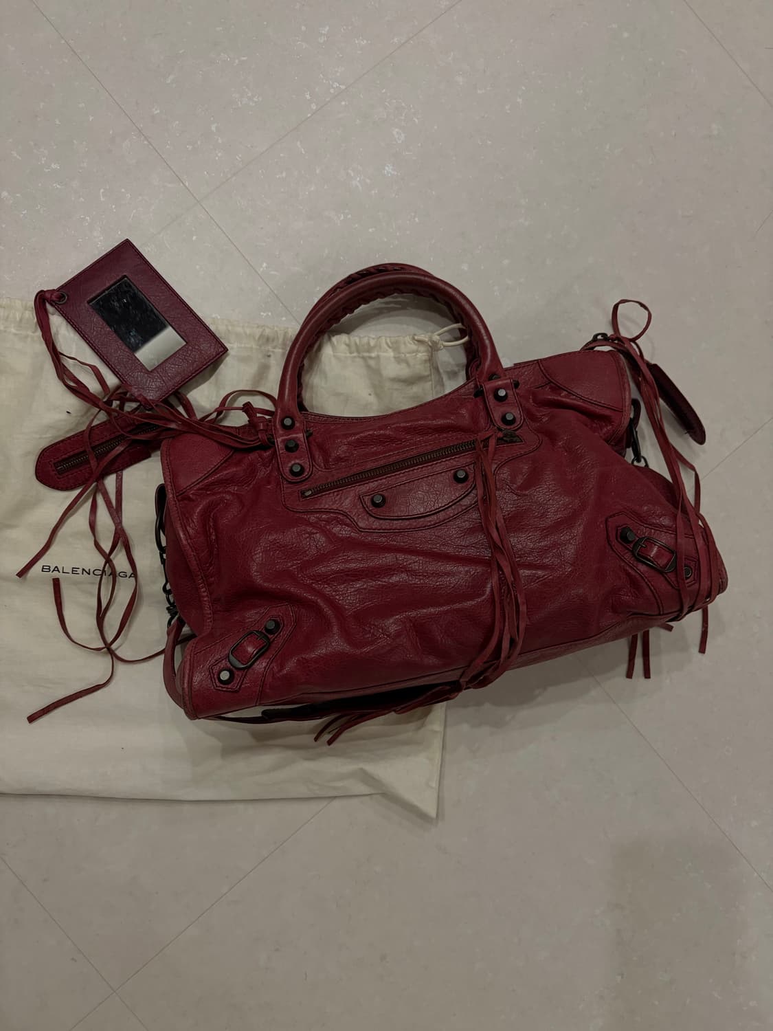 발렌시아가 모터백 버건디 상품이미지3