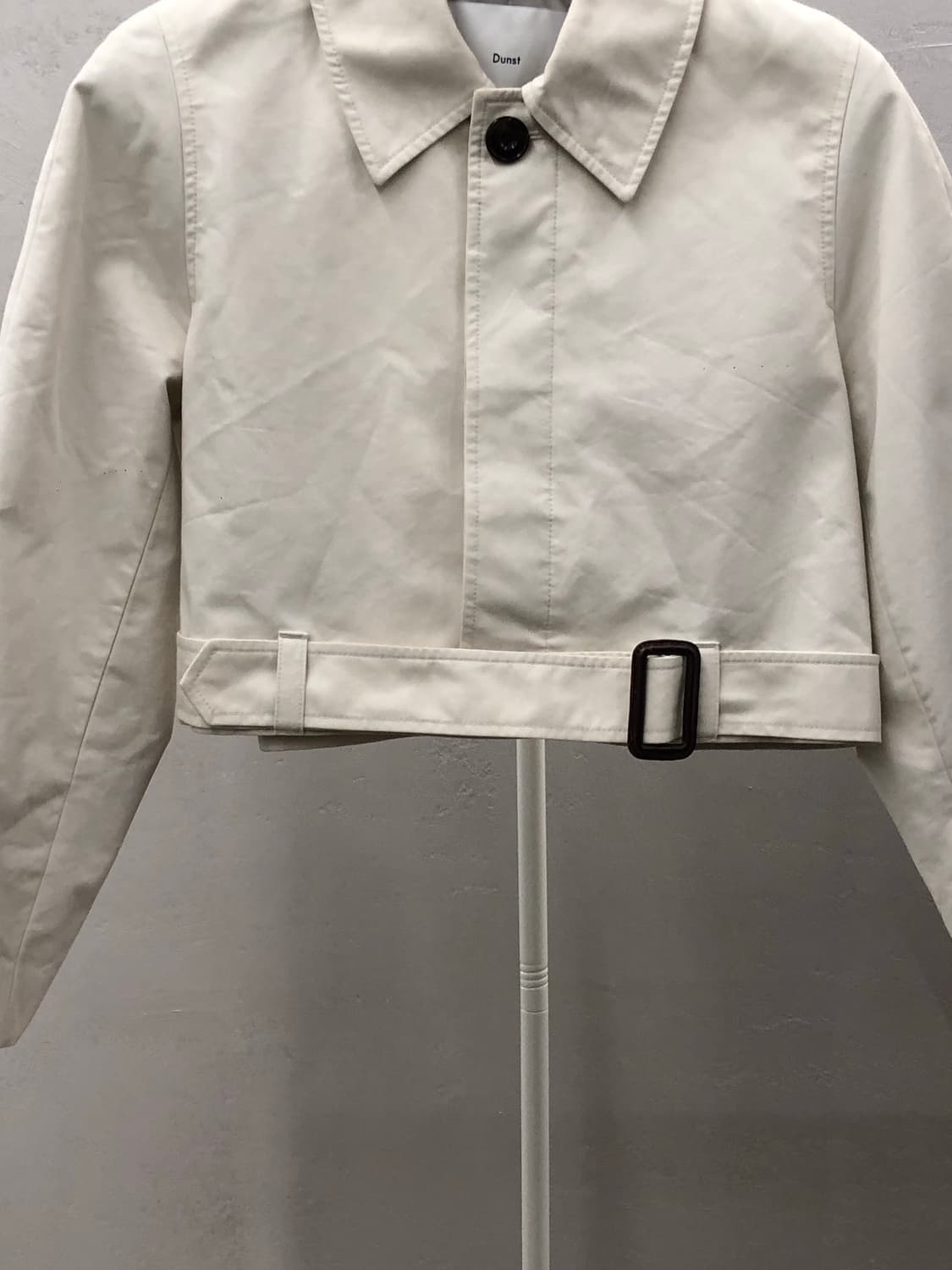 던스트(Dunst) 크롭 벨트 자켓 상품이미지4