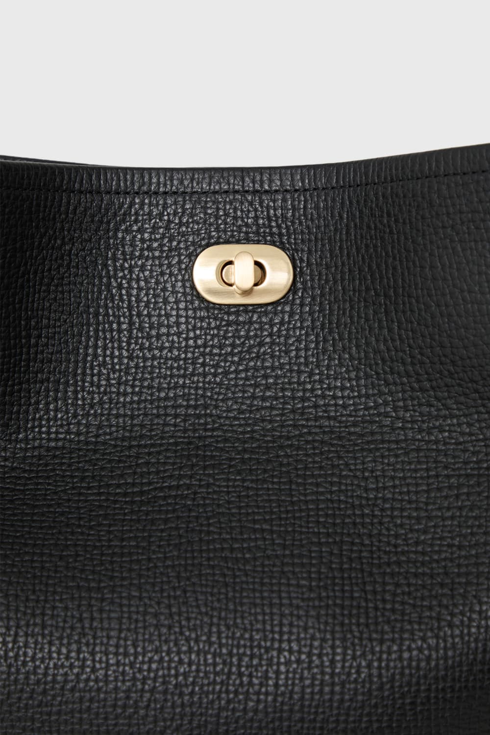 헨더스킴 크로스백 상품이미지2