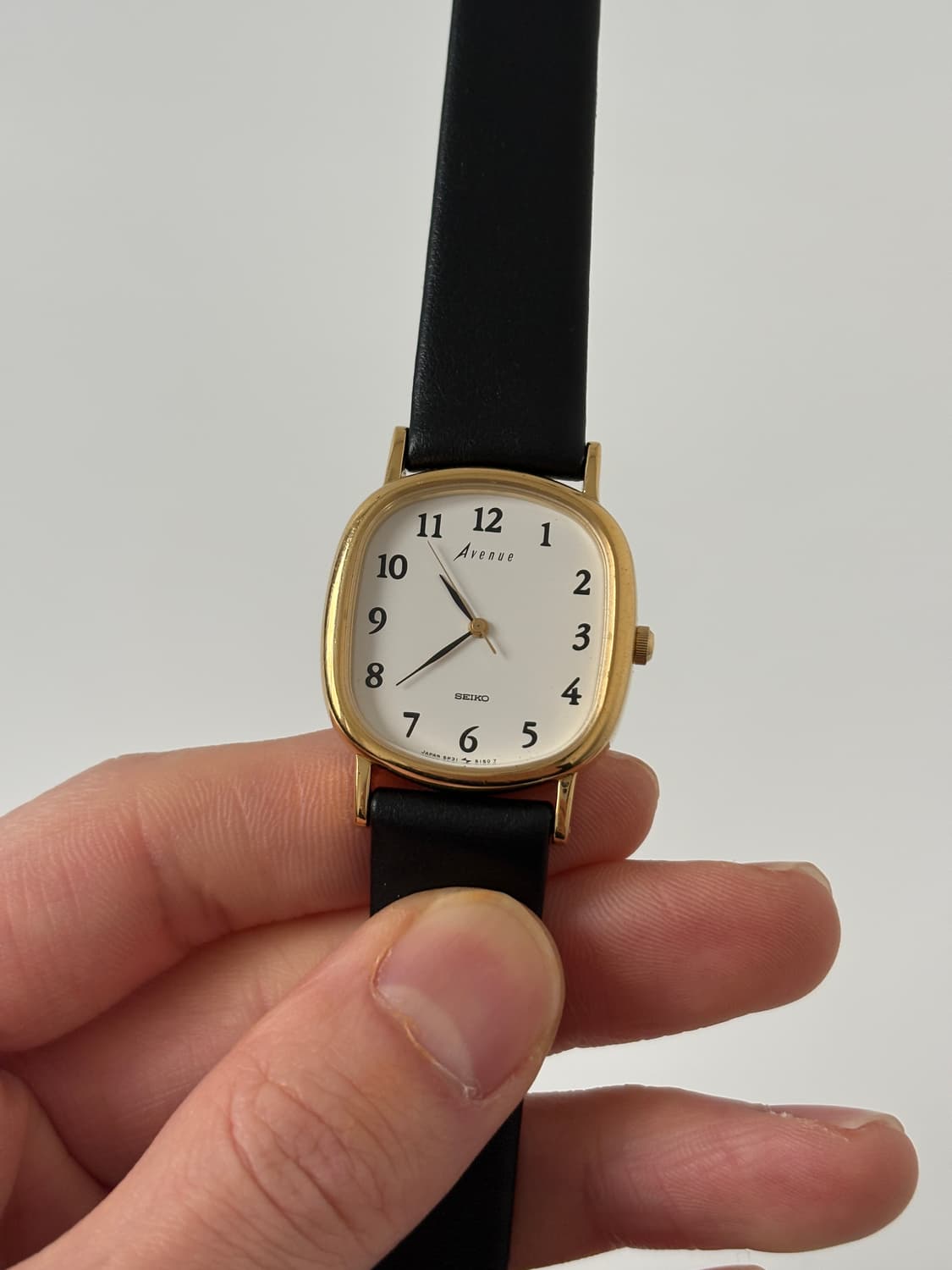 1990s Avenue Arabic Index Oval Quartz 상품이미지7