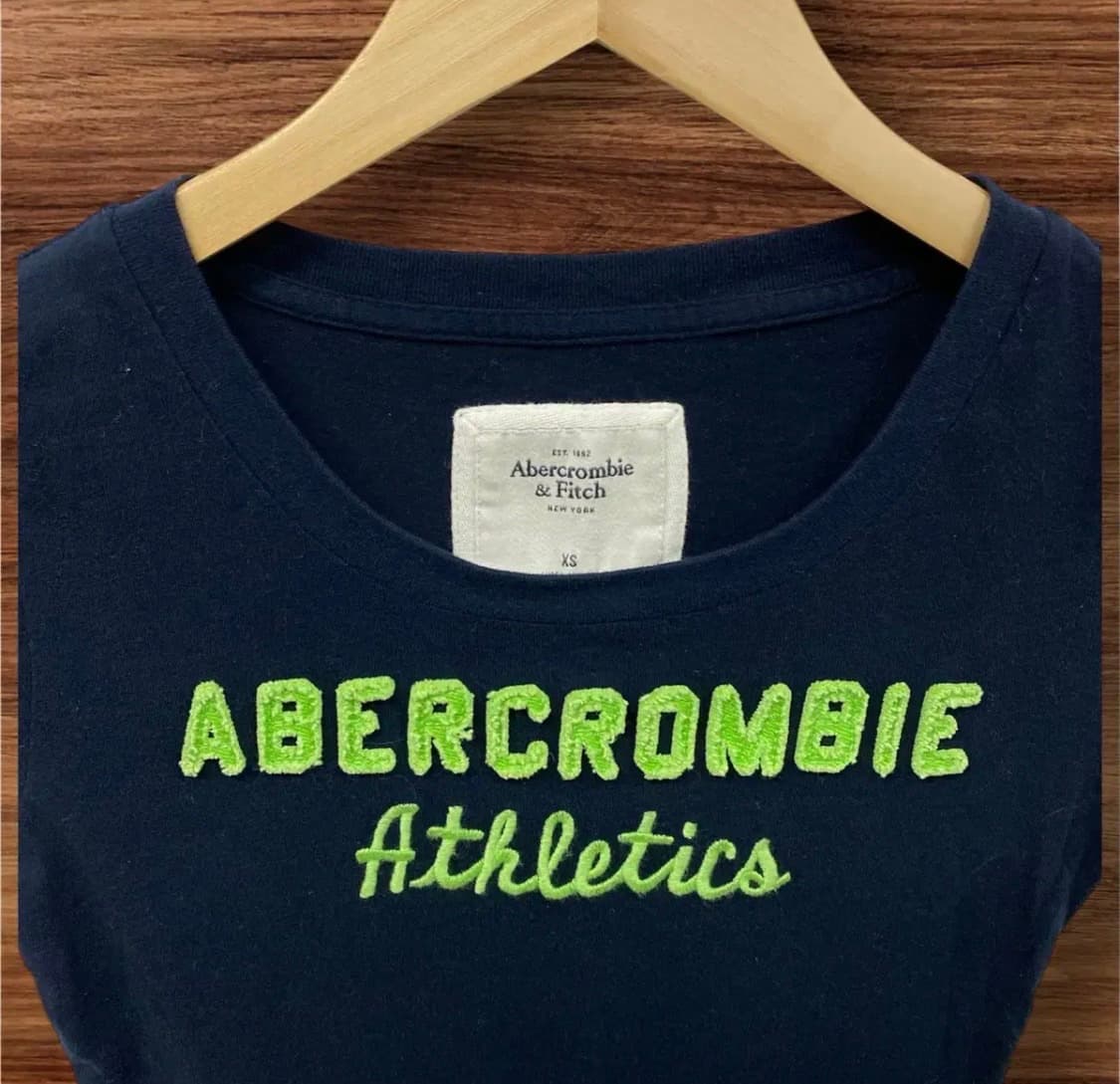 아베크롬비 Y2K 슬림핏 그린로고 티셔츠 XS 상품이미지3