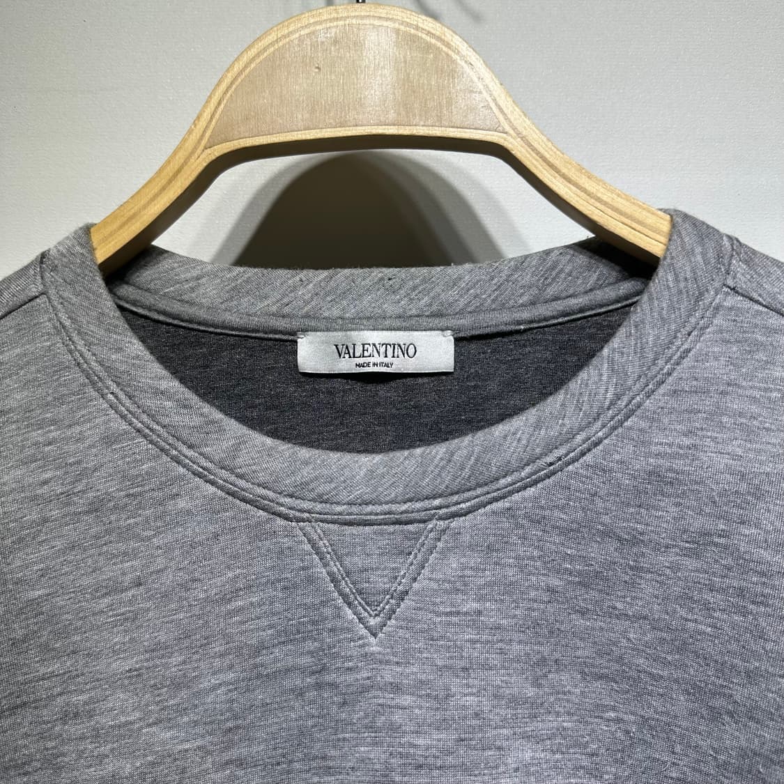 발렌티노 맨투맨 판매합니다 상품이미지4