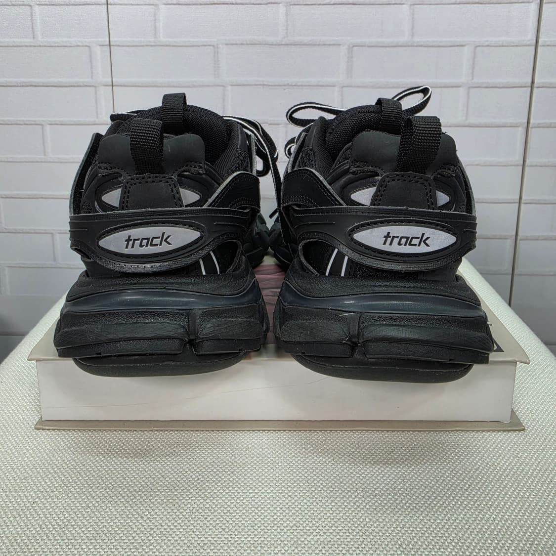 발렌시아가 트랙 스니커즈 블랙 스니커즈 EU36 / 230사이즈 상품이미지6
