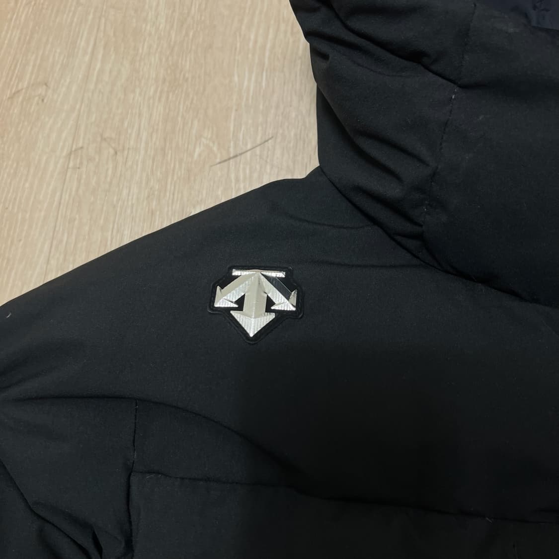 데상트 남성 히트나비 구스다운 후드 롱패딩 L/100  상품이미지4