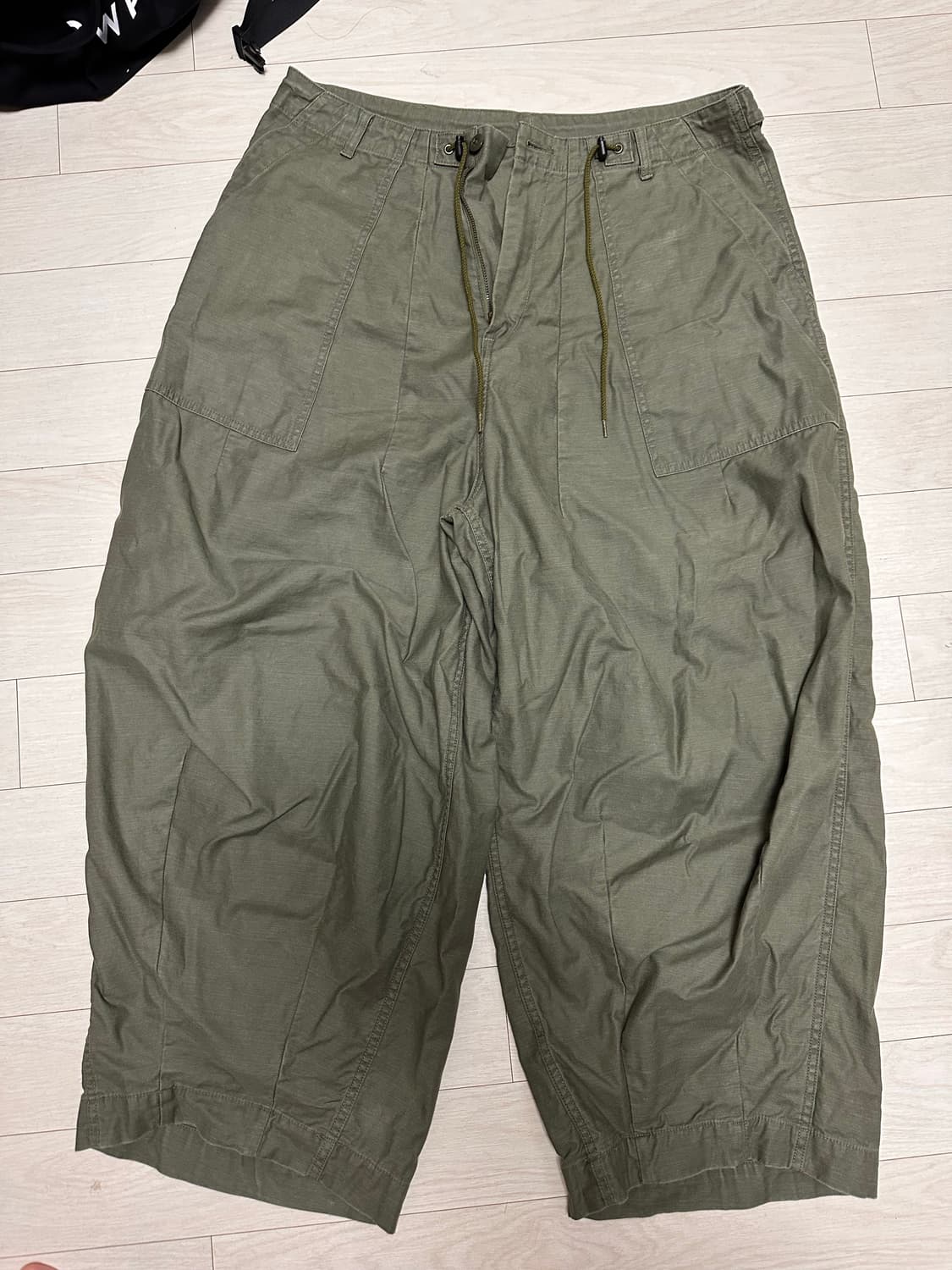 니들스 hd 퍼티그 팬츠 L사이즈 실착 3회 상품이미지1