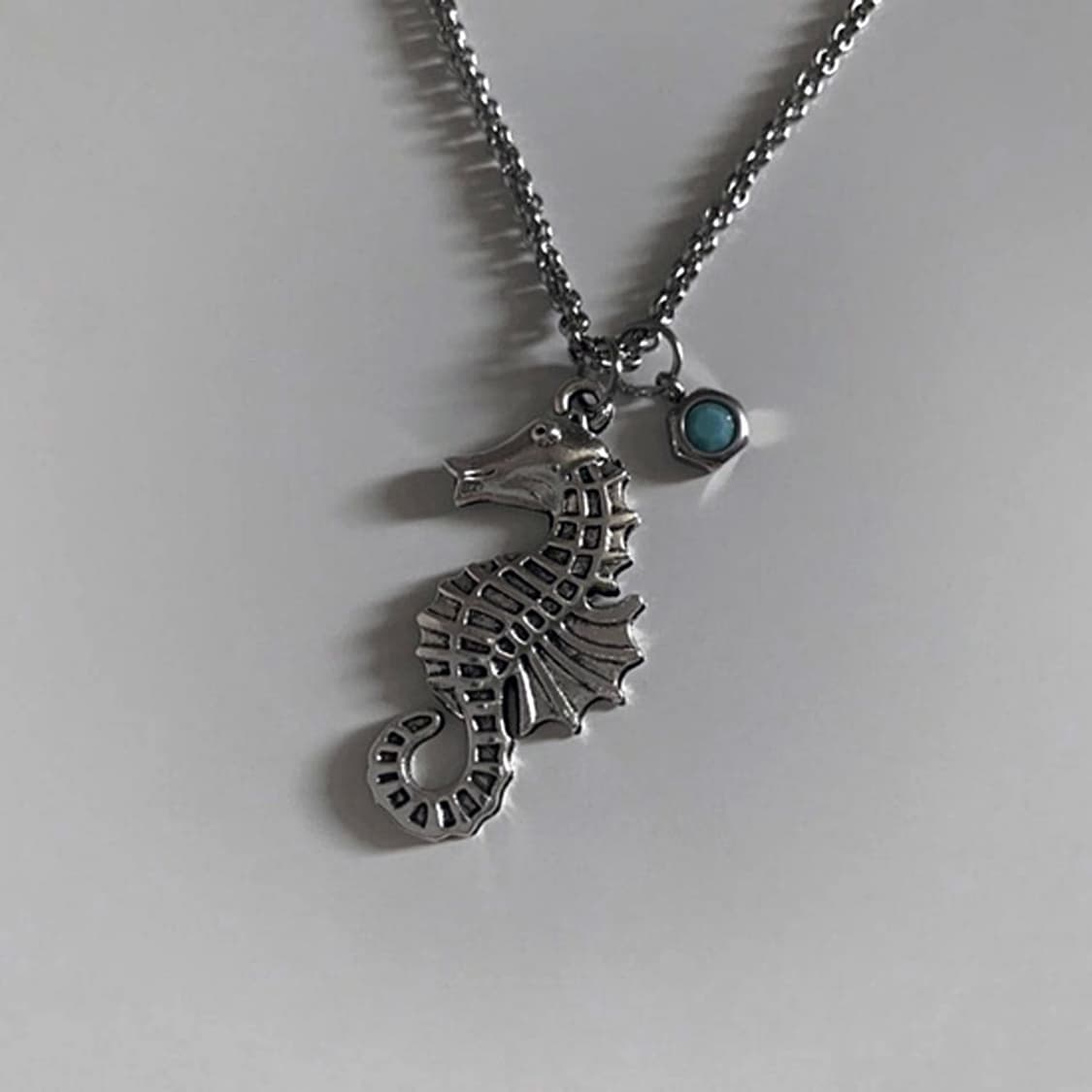 Turquoise Seahorse Pendant Necklace 상품이미지3