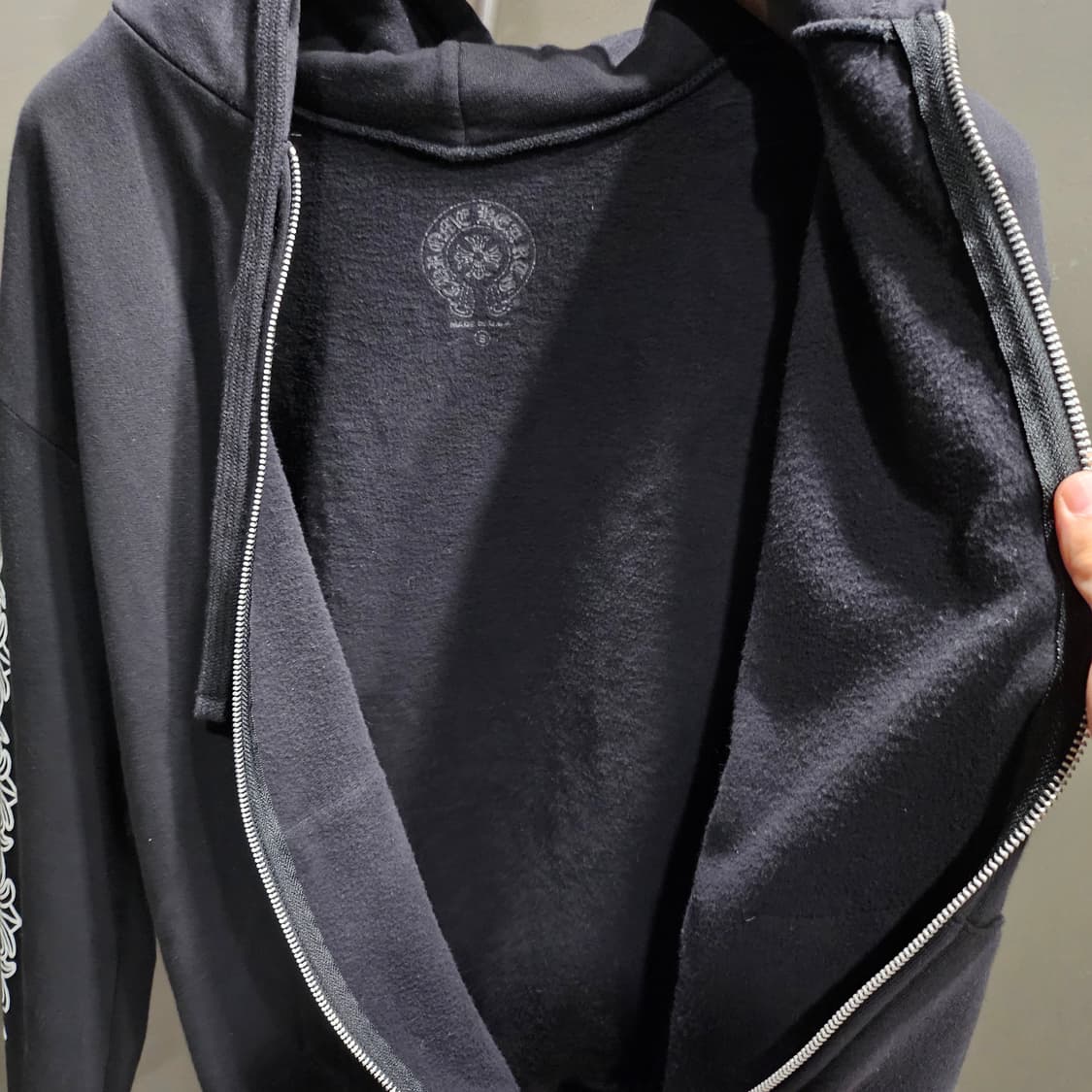 크롬하츠 홀스슈 플로랄 플리스 집업 후드 블랙 상품이미지6