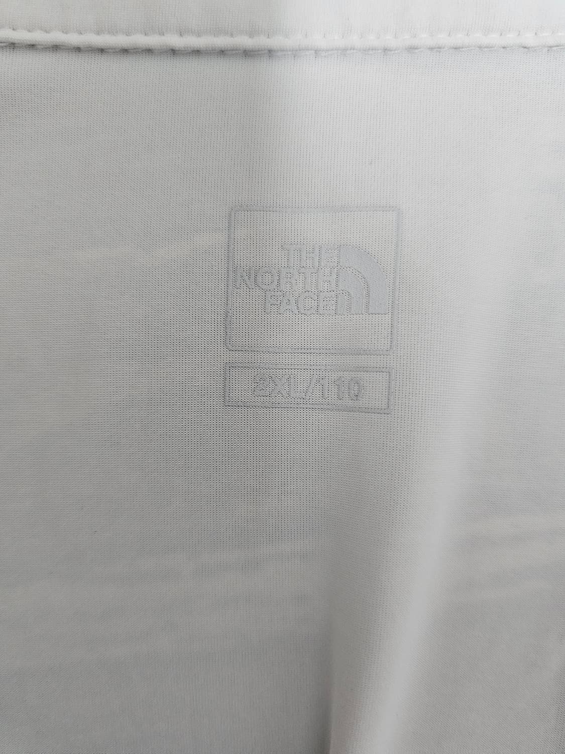 노스페이스 반집업 냉감 기능성티셔츠 2XL 상품이미지3