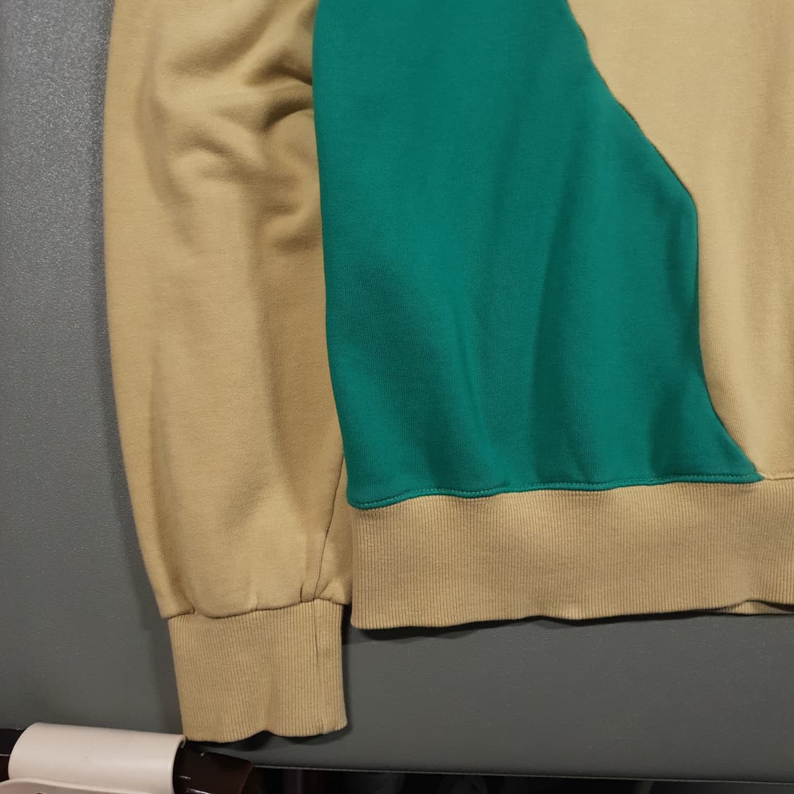 실측 XL (105) 앤더슨벨 콘트라스트 커브드 후디 오버핏 후드티 희귀 상품이미지4